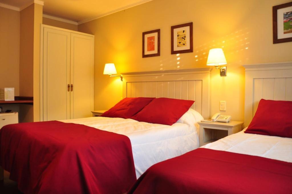 Ayres House Bed & Breakfast Колония дел Сакременто Екстериор снимка