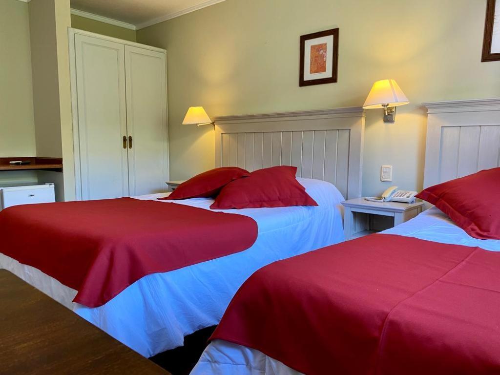 Ayres House Bed & Breakfast Колония дел Сакременто Екстериор снимка