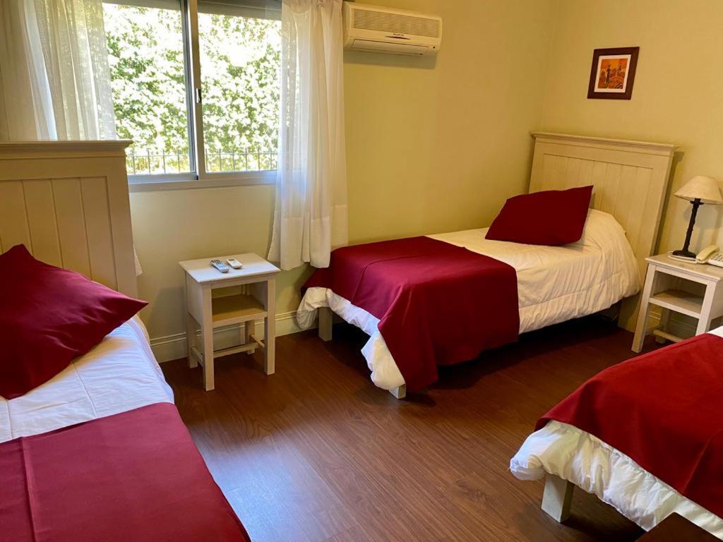 Ayres House Bed & Breakfast Колония дел Сакременто Екстериор снимка