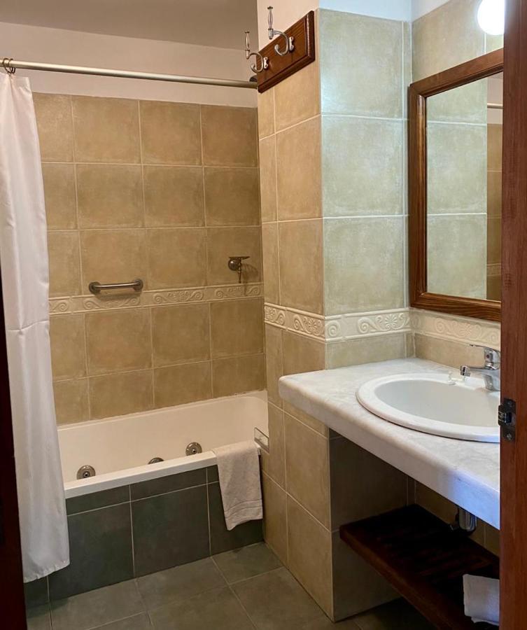 Ayres House Bed & Breakfast Колония дел Сакременто Екстериор снимка